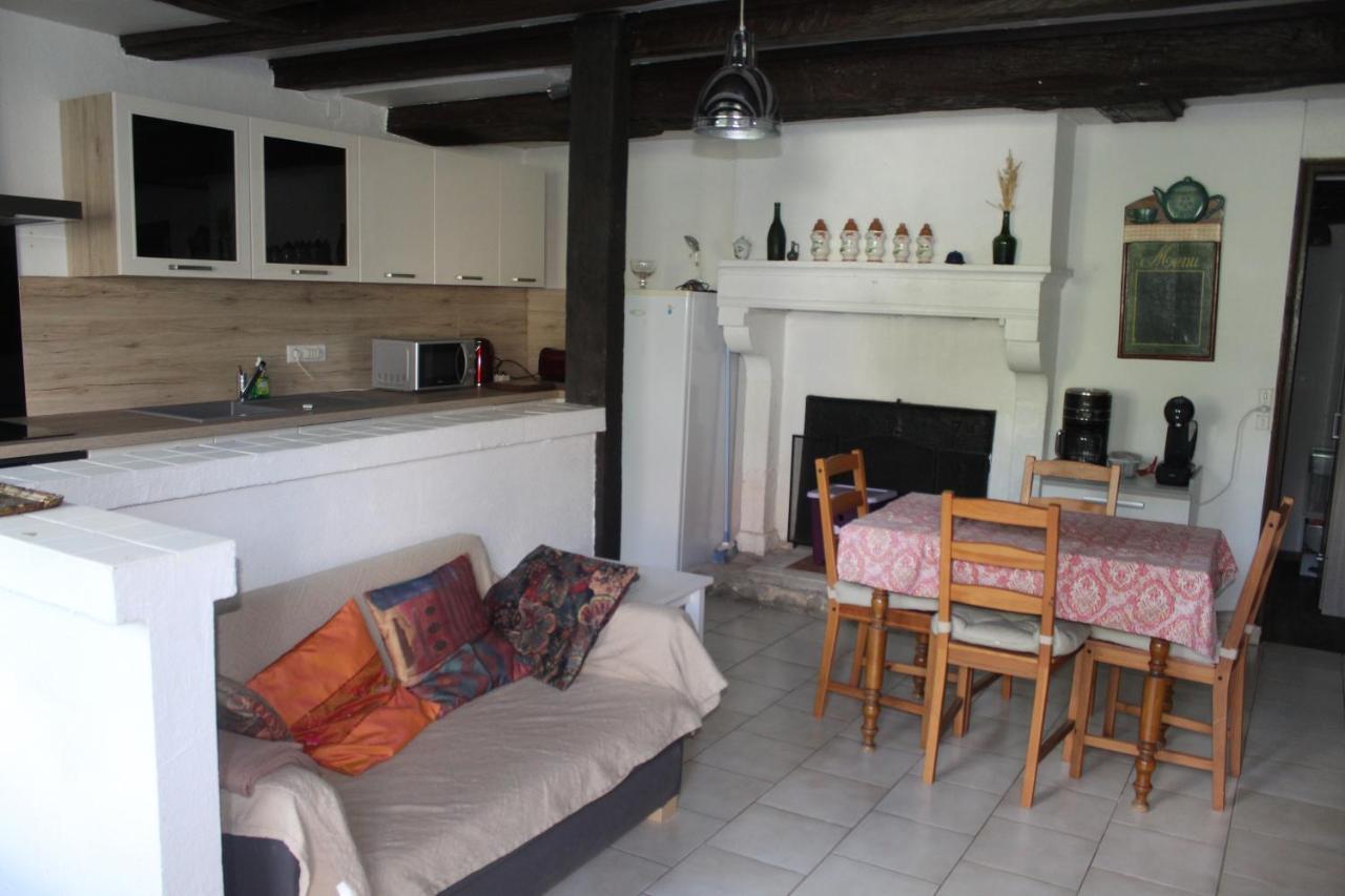 La Maison D'Odile Beaujeu-Saint-Vallier-et-Pierrejux Eksteriør bilde
