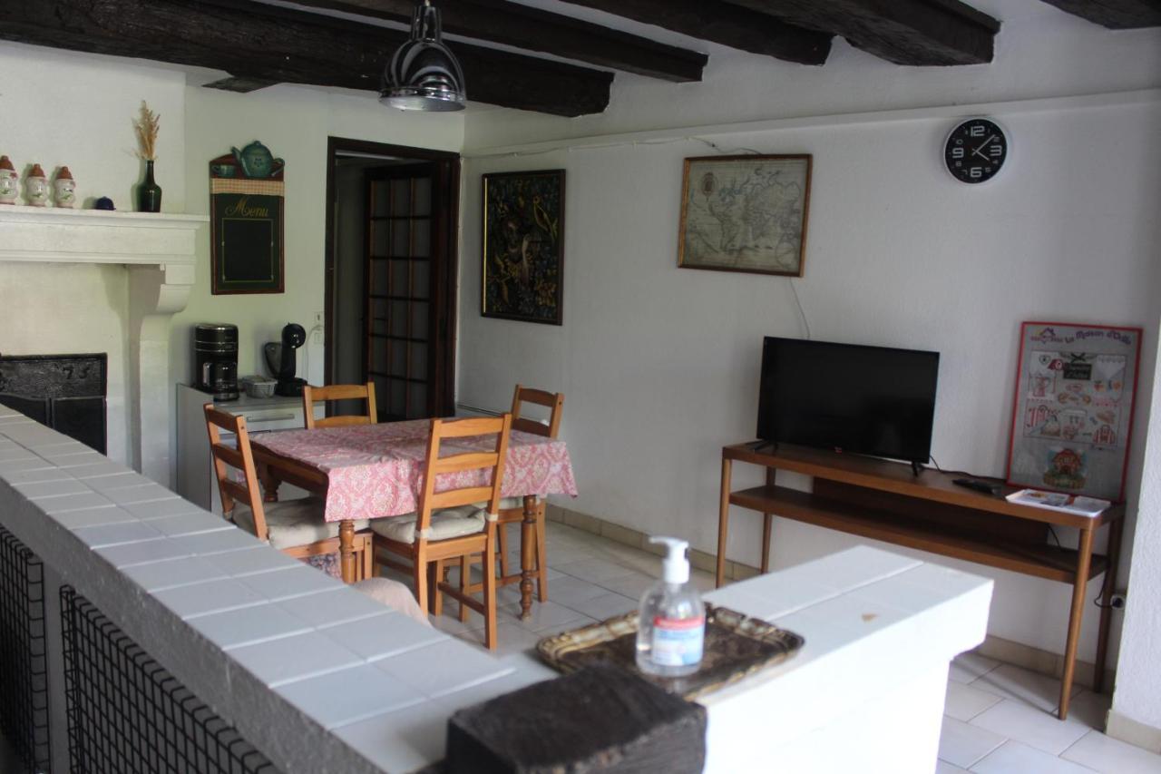 La Maison D'Odile Beaujeu-Saint-Vallier-et-Pierrejux Eksteriør bilde